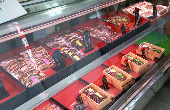 かねやす湖魚佃煮店