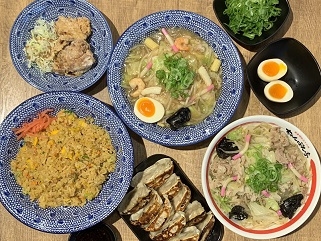 ちゃんぽん亭総本家本店 麺類、チャーハン、唐揚げ