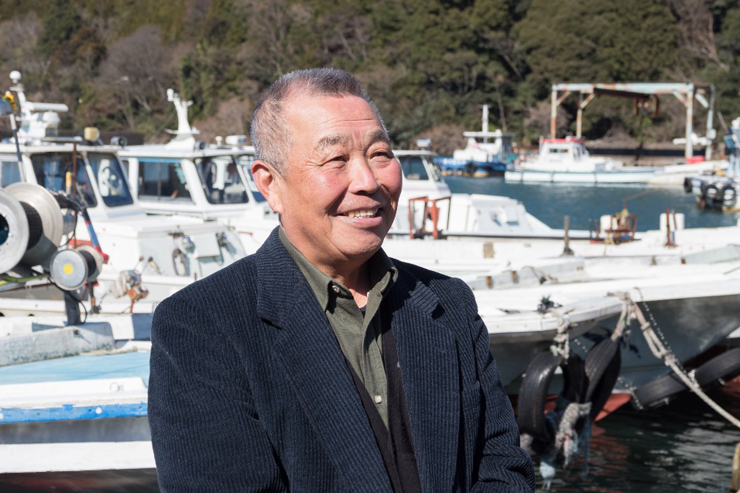 沖島に生まれ育って70年。琵琶湖を愛してやまない奥村さん。